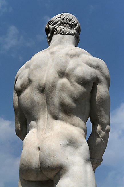 Stadio dei marmi 302